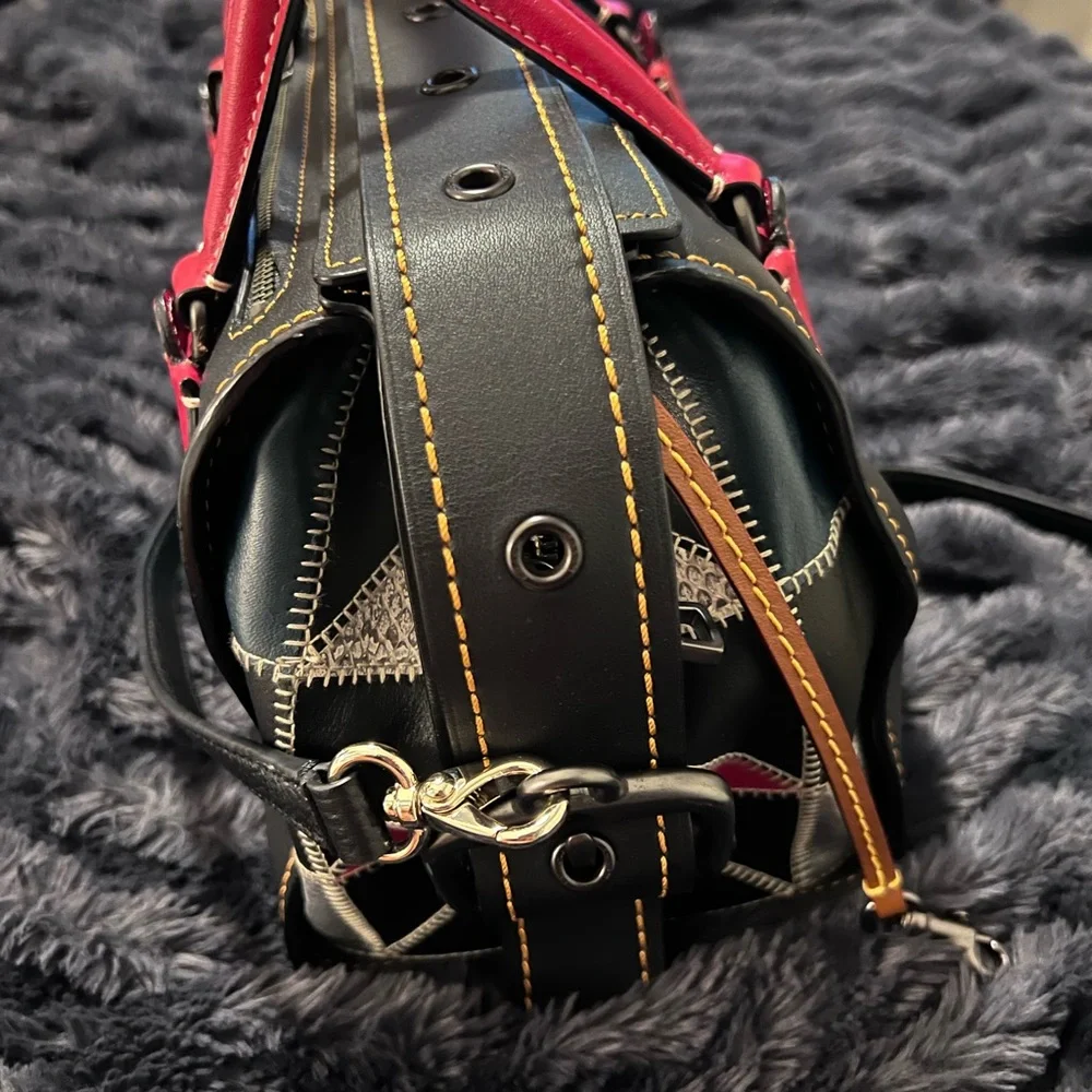 Coach *RARE* - Picture 4 of 6